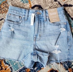 NWT Madewell the perfect jean shorts 23